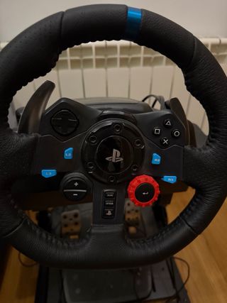 Volante Logitech G29 con Pedales y base PS4