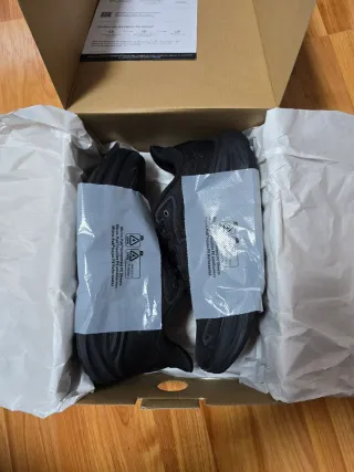 Hoka M Clifton 10 Negro