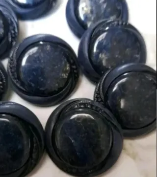 Lote 10 botones- 3 modelos