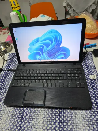 Notebook Toshiba c855 i5 Nero