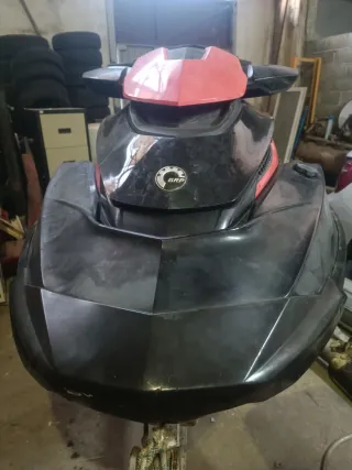 Moto de agua Sea-Doo RXT 260