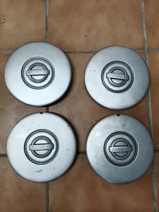 Tapacubos Nissan (Set de 4)