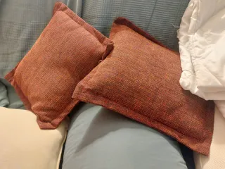 4 Almohadas y 2 Cojines, Ikea y Primark