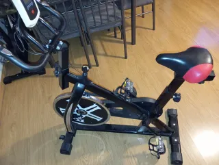 Bicicleta Estática o de Spinning Negra