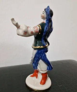 Figura Porcelana Danza Ucraniana Korosten