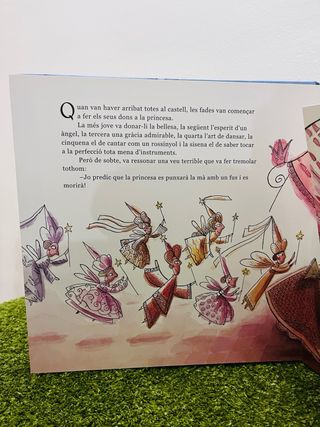 La bella dorment (Catalan Edition)