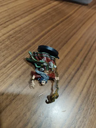 Mago Runewars pintado