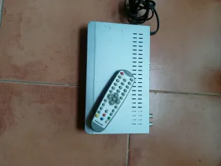 Samsung Monitor/Tv LCD Negro Y TDT.