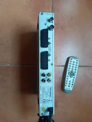 Samsung Monitor/Tv LCD Negro Y TDT.