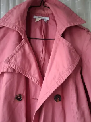 Descripción: Gabardina  Estilo Trench Zara Basic