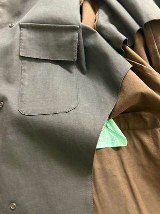 Gabardina Carolina Herrera Talla 52 Azul