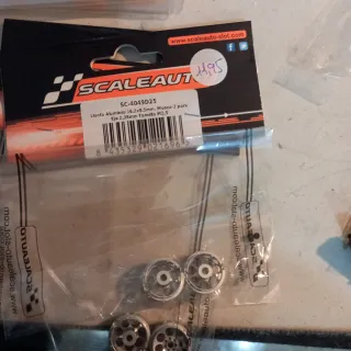 Llantas Scaleauto Monza 16.2x8.5mm y cable