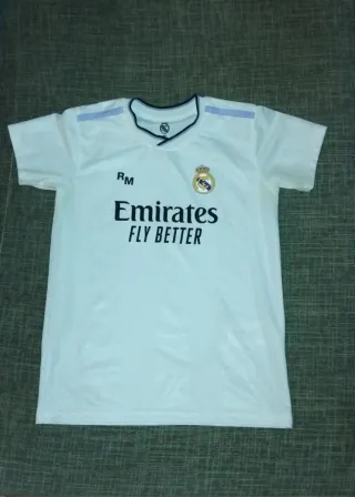 Pantalón oficial Real Madrid infantil.