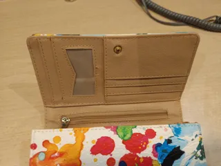 Cartera de mujer beige y multicolor