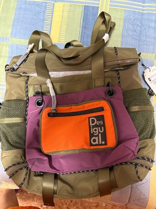 Bolso Mochila Desigual Verde y Morado