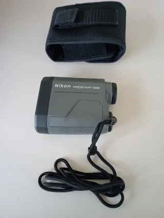 Telémetro Nikon Prostaff 1000