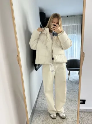 Abrigo wáter repellent windproof Zara