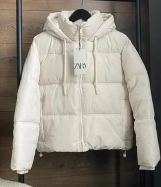 Abrigo wáter repellent windproof Zara