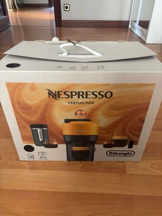 Cafetera Nespresso Vertuo Negra
