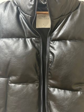 Chaleco Hollister Negro Talla XL