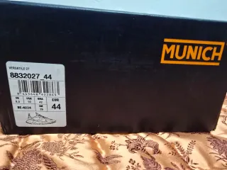 Zapatillas Munich Hombre Negras y Verdes