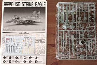 Maqueta de caza Academy 1/48 ref. #2117