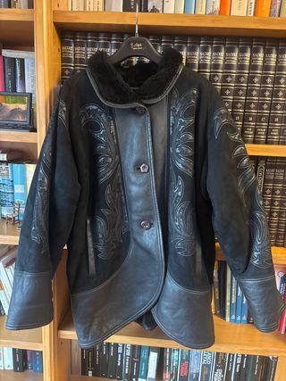 Chaqueta Muton Negro Impecable