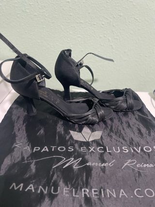 Zapatos de baile (salsa, bachata...). Manuel Reina