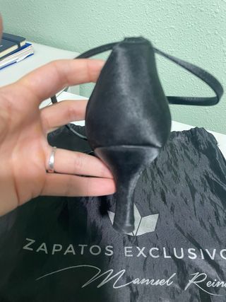 Zapatos de baile (salsa, bachata...). Manuel Reina