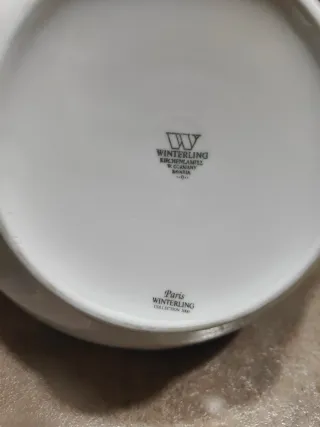 Elegante zuppiera in porcellana floreale