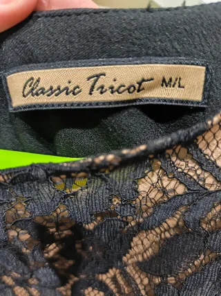 Vestido fiesta encaje y plumas negro