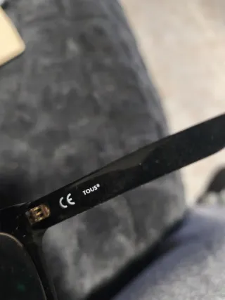 Montura de gafas Tous original