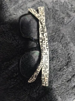 Montura de gafas Tous original