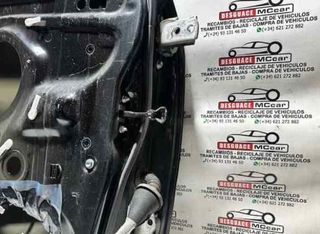 Toyota 174856 puerta corolla verso 2.2 turbodiesel