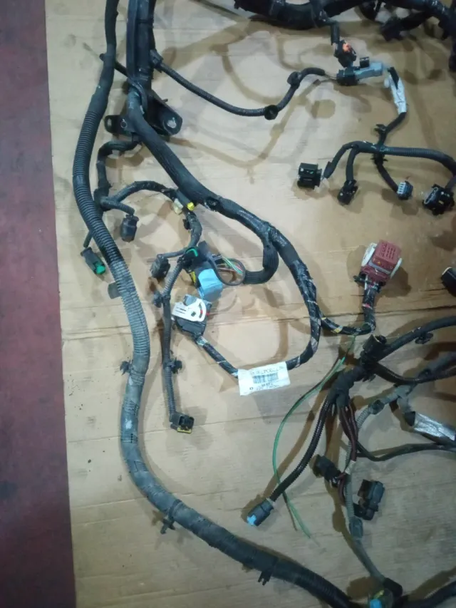 Instalación eléctrica motor RH02 10DYZE 2.0 HDI