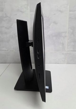 HP ProOne 600 G3 i5 / 8GB RAM / 240GB SSD