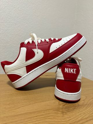 Nike Dunk Low Rojo y Blanco