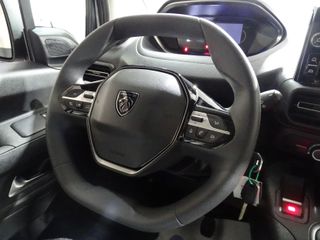 PEUGEOT e-Rifter e-Rifter GT Standard 100kW