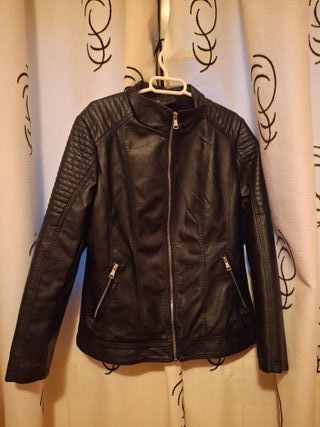 Chaqueta efecto piel mujer