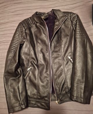 Chaqueta efecto piel mujer