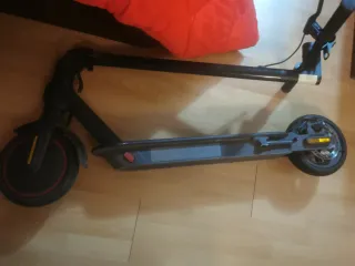 Patinete Eléctrico Negro