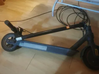 Patinete Eléctrico Negro