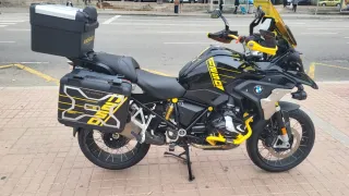 BMW R1250 GS Accesorios y Escape
