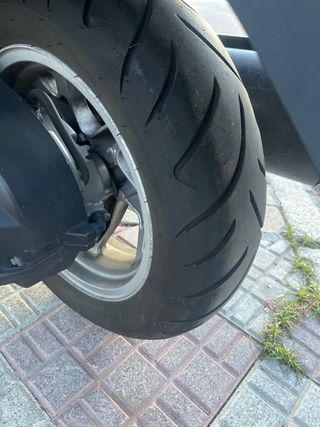 Suzuki Burgman 400 Negra