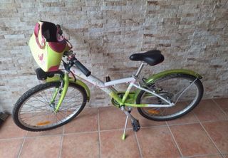 Bicicleta infantil rosa y verde