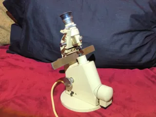 Antiguo aparato de optometrista