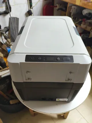 Nevera Dometic CFF35 34L compresor