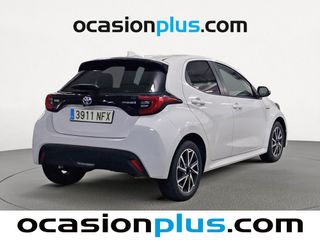 Toyota Yaris 1.5 120H Business Plus 85 kW (116 CV)