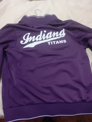 Chaqueta tipo chándal morada