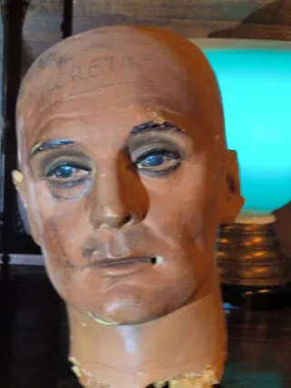 Cabeza de Maniquí Antigua